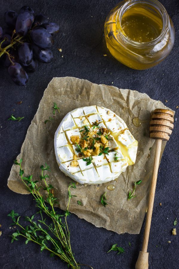 Camembert rôti au miel