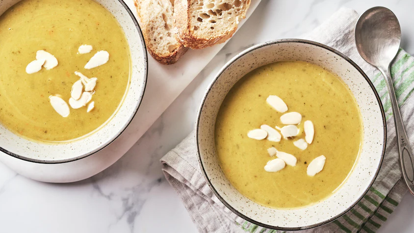 Potage vide-frigo aux légumes