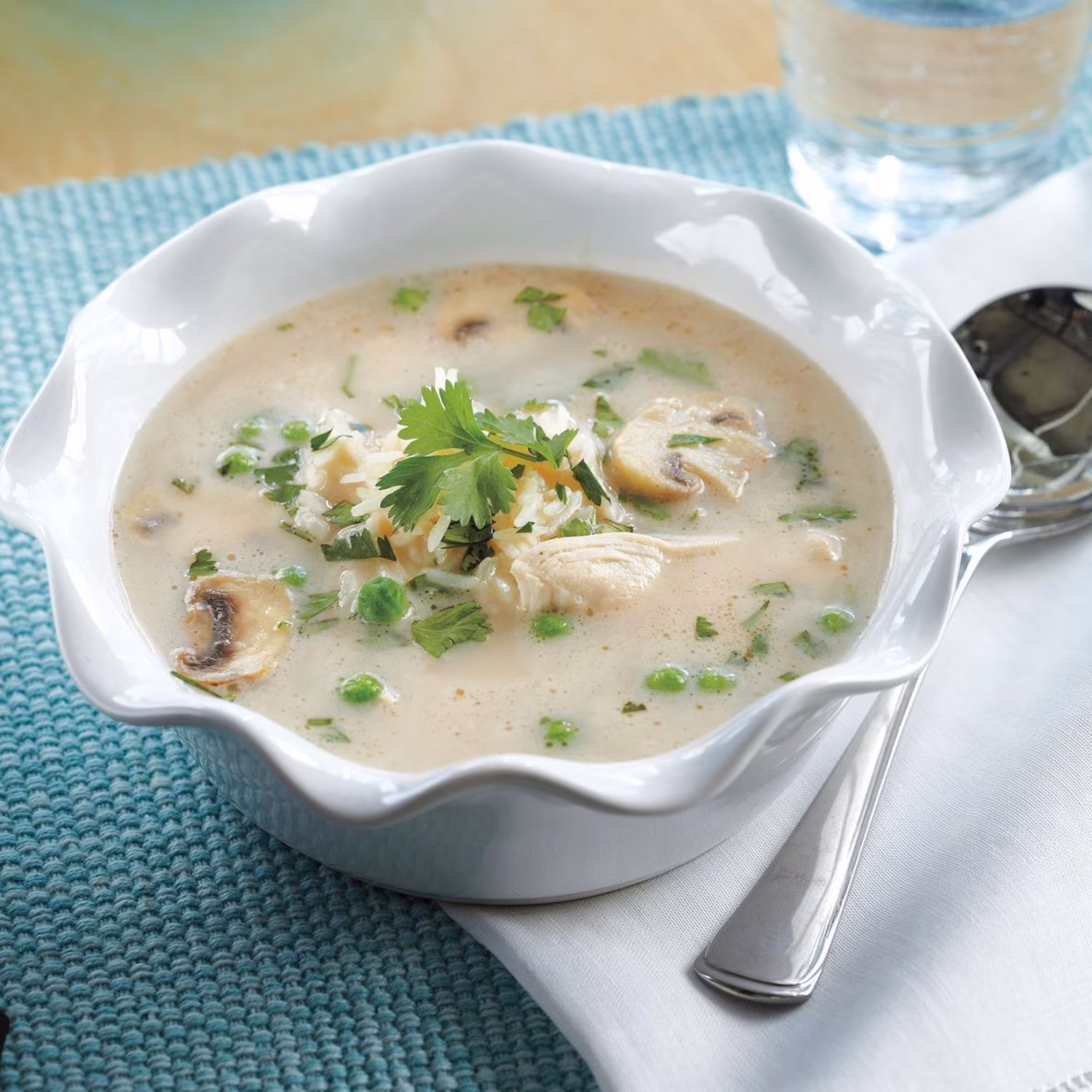 Soupe au poulet à la thaïe