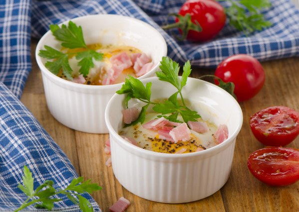 Oeuf cocotte au bacon