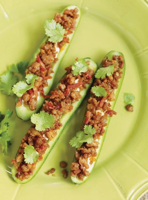 Concombres farcis au porc croustillant