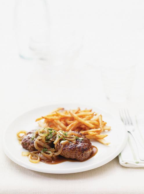 Steaks de Hambourg à l'oignon et au vinaigre balsamique