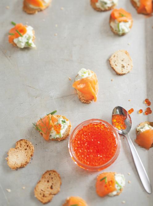 Bouchées de bagel au saumon fumé et tartinade au poireau
