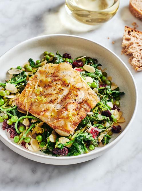 Morue poêlée et kale aux amandes