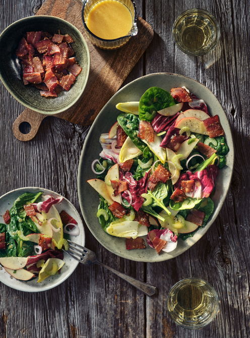 Salade d'épinards au bacon, vinaigrette à l'érable