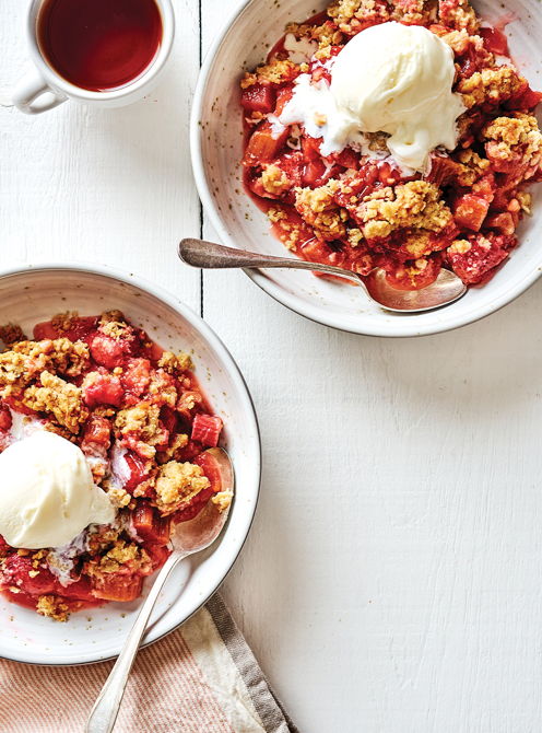 Croustade aux fraises et à la rhubarbe sans gluten