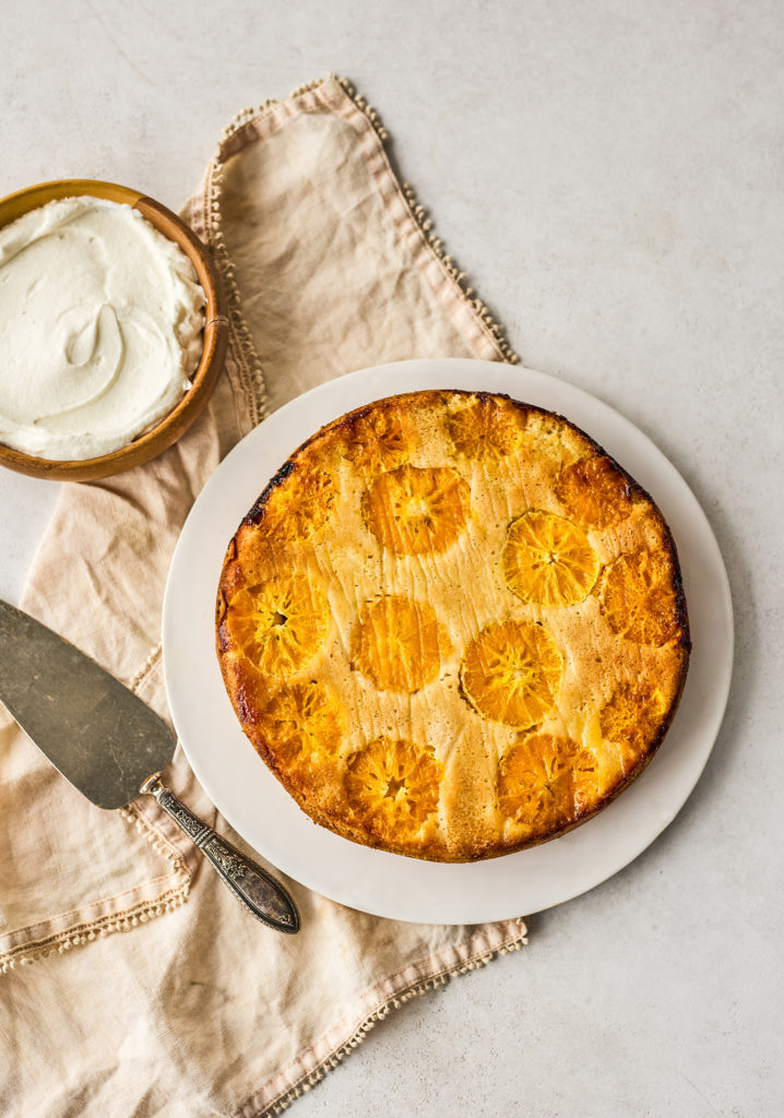 Gâteau à la clémentine & crème fouettée au miel