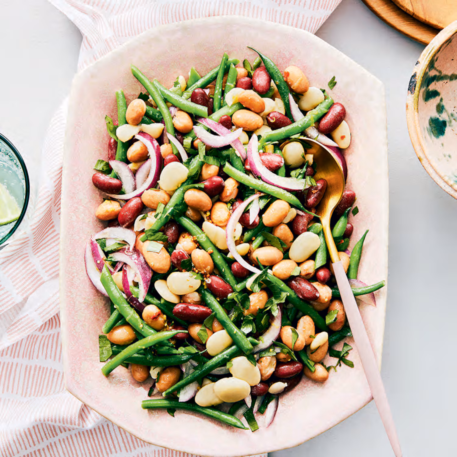 Salade de haricots mélangés