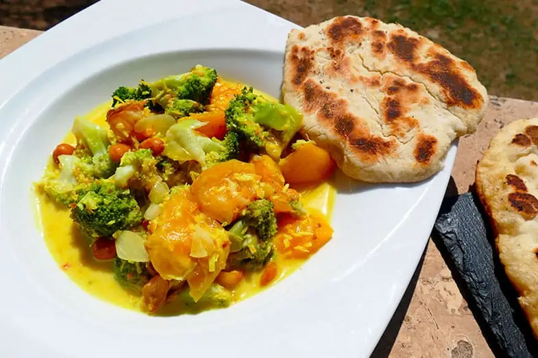 Curry de brocoli et ses naans