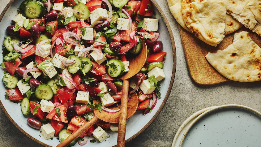 Salade grecque au feta de tofu