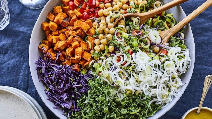 Salade multicolore au poireau