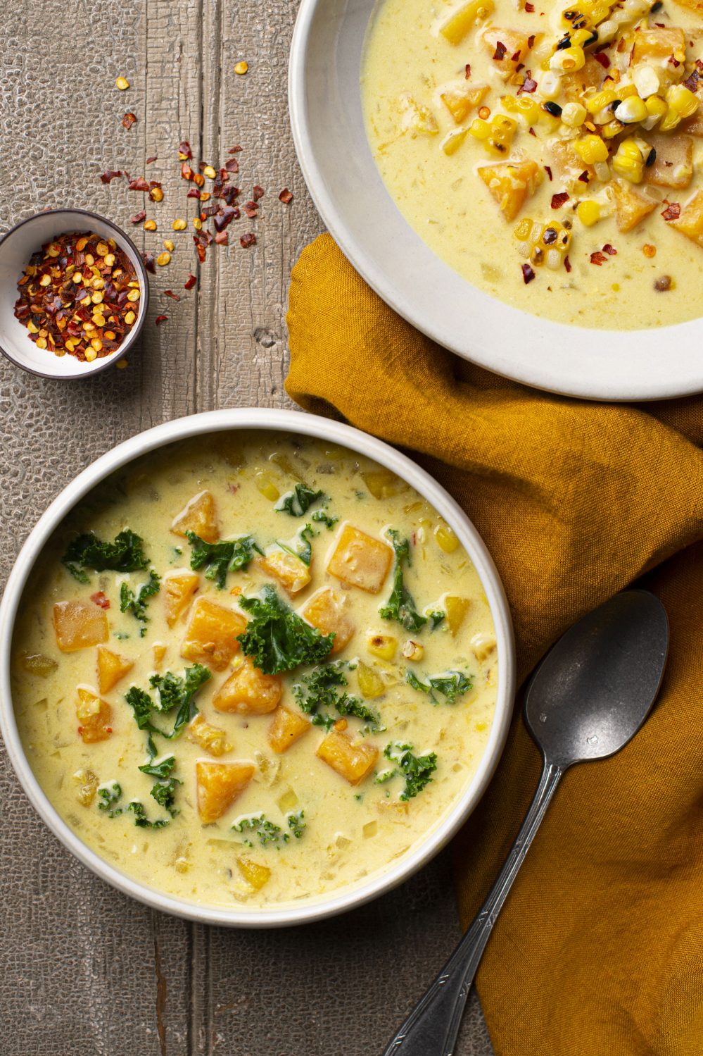 Soupe de lentilles à la courge et au lait de coco